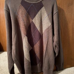 Dockers Men's Brown Argyle Crewneck Sweater